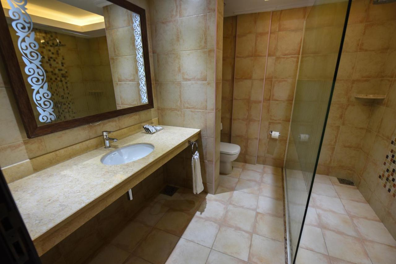 Casa Solada Hotel Kampala Eksteriør billede